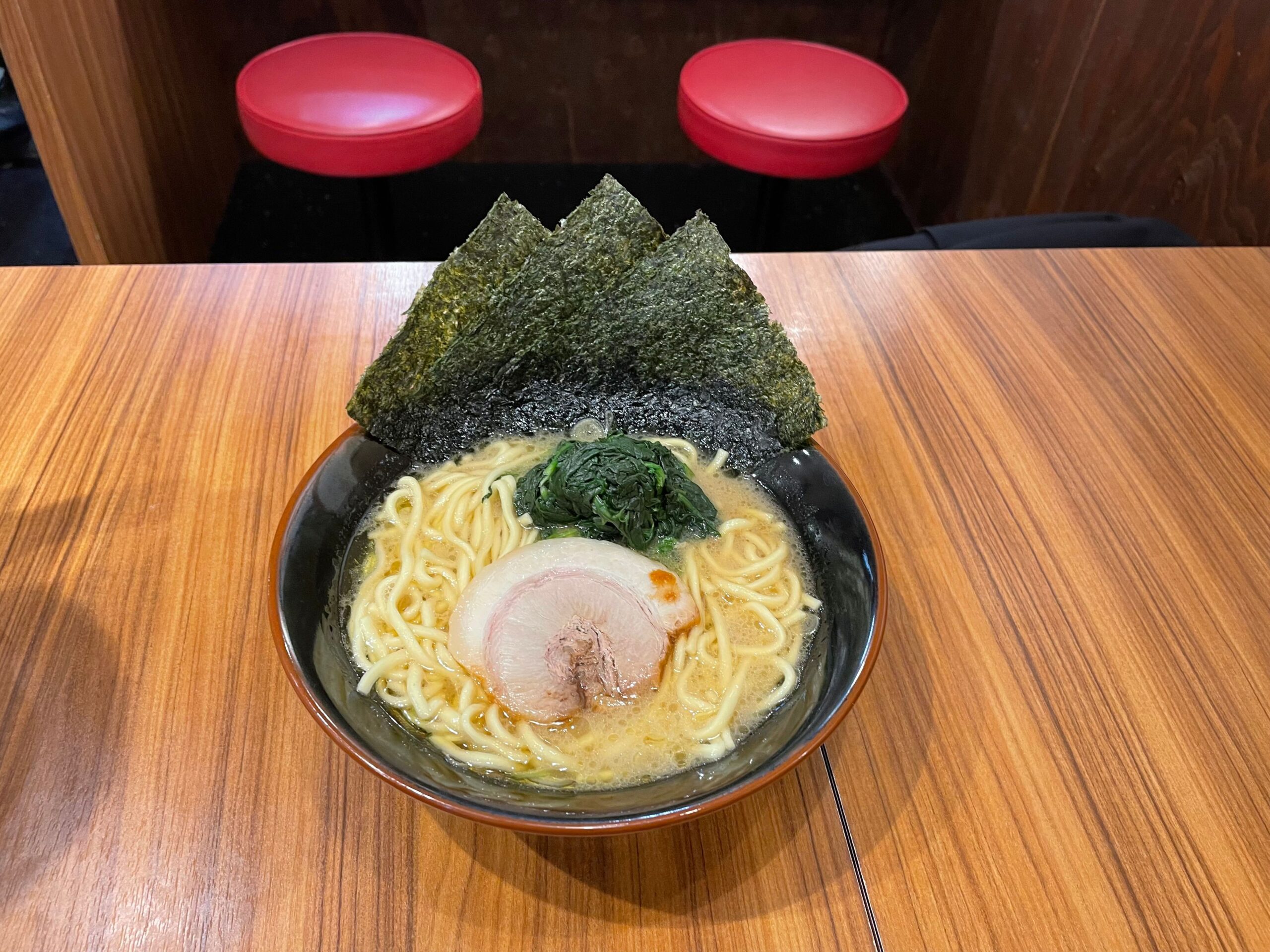 ラーメン店のキッチン・ホールスタッフ 0