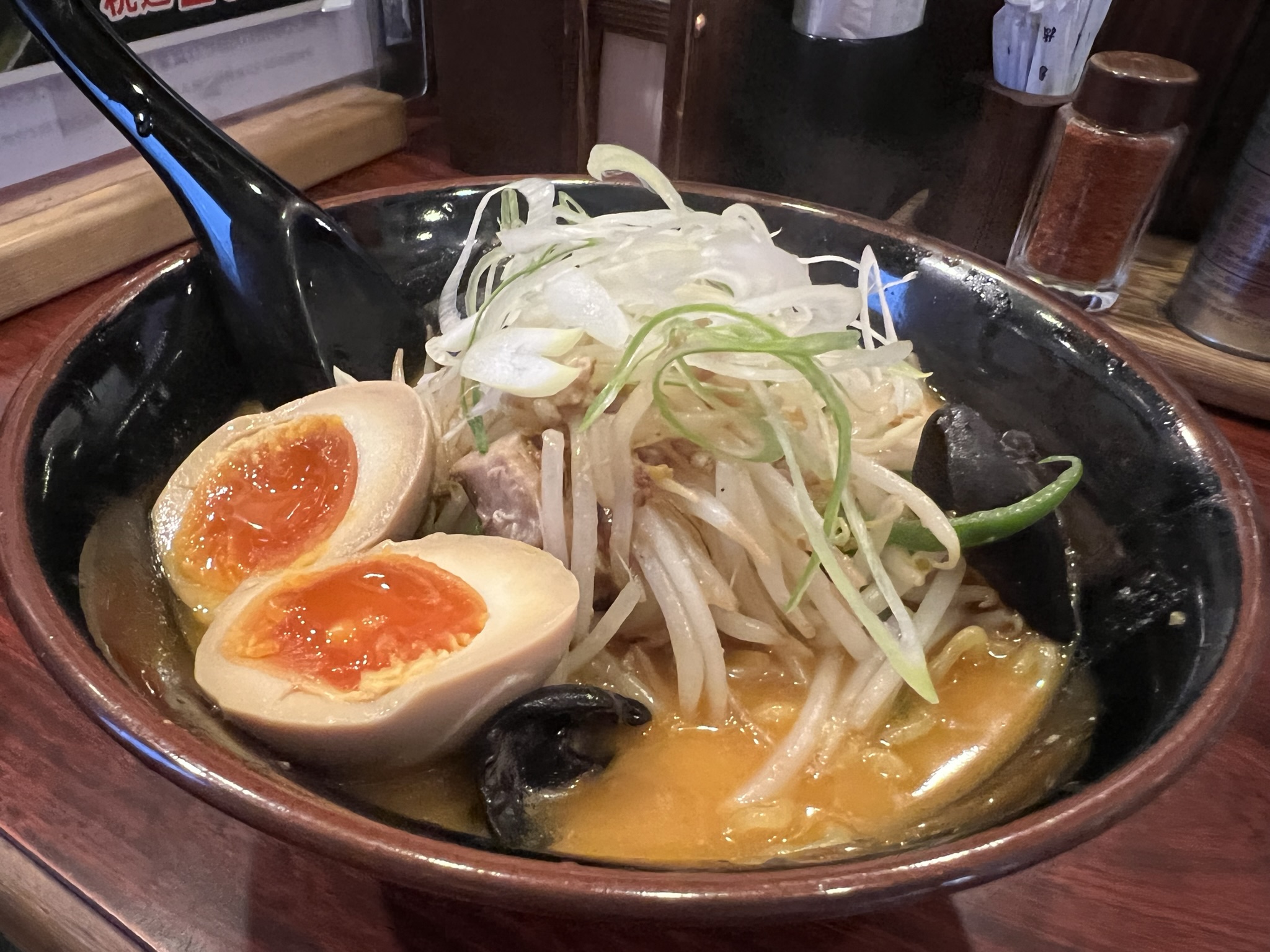 ラーメン店のキッチン・ホールスタッフ 0