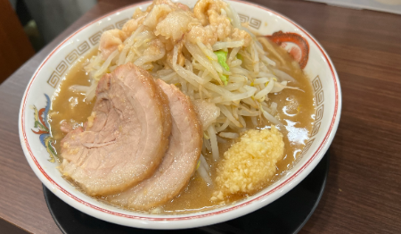 ラーメン店の正社員スタッフ/店長候補