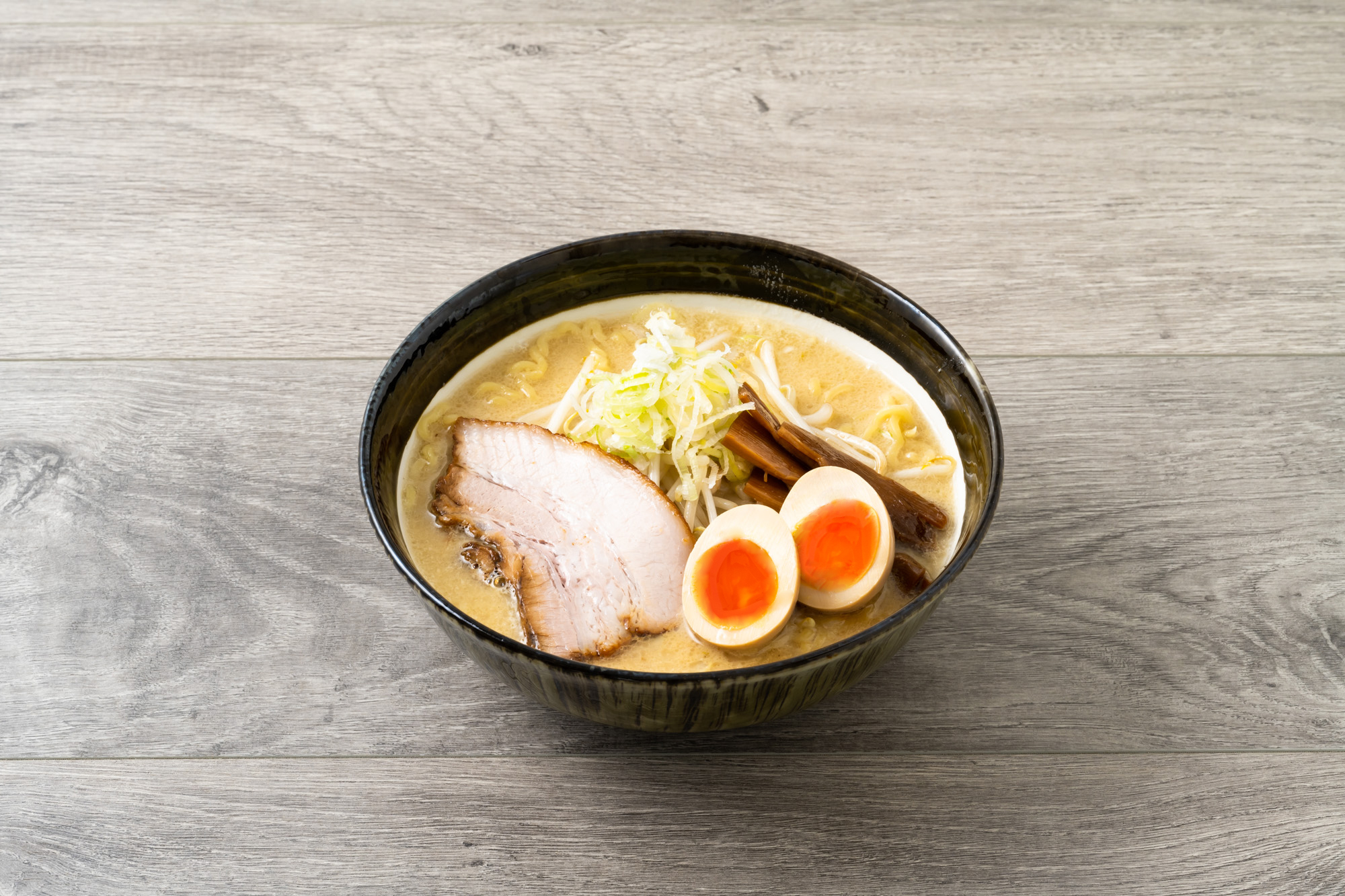 味噌ラーメン店の正社員スタッフ/店長候補 1